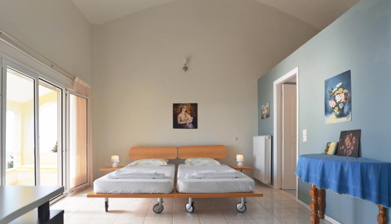 Villa Alibertini Agios Gordios  Extérieur photo