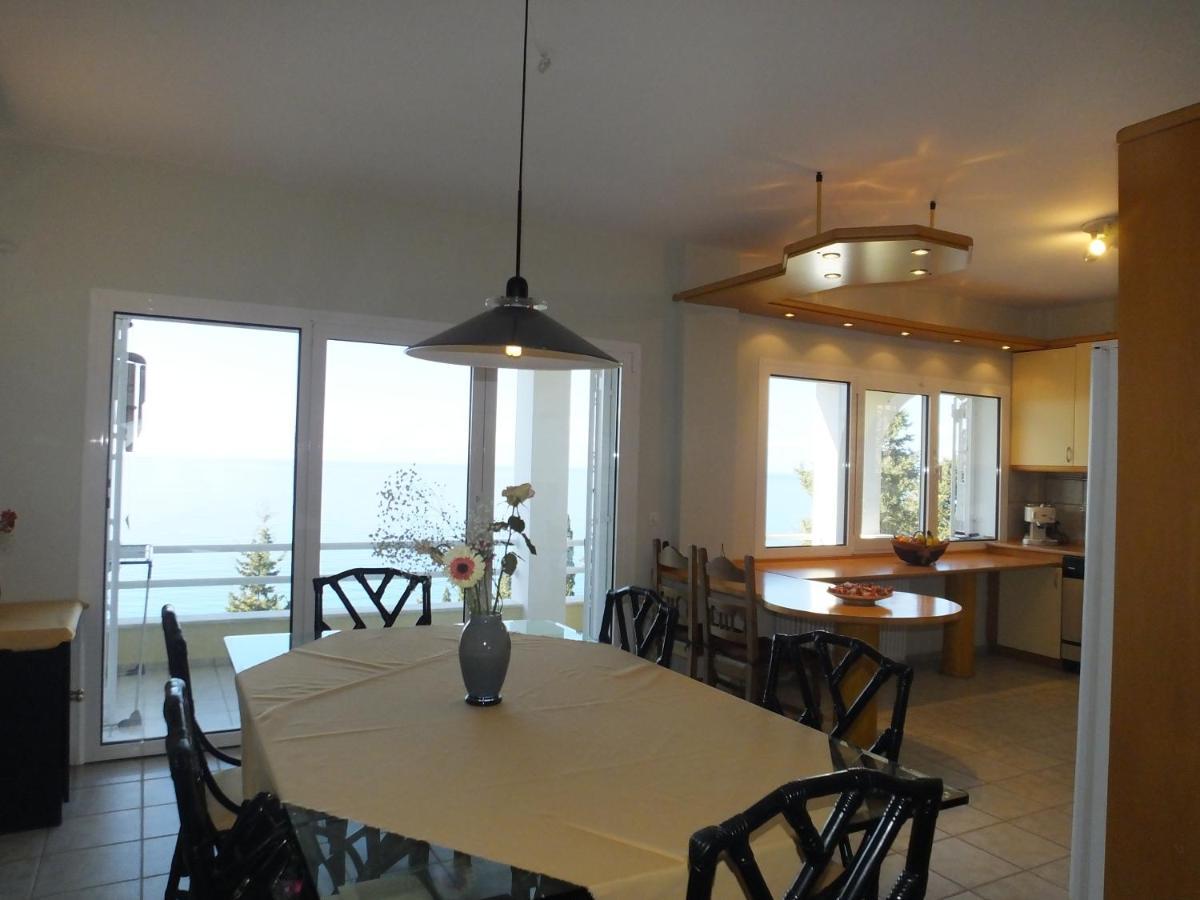Villa Alibertini Agios Gordios  Extérieur photo