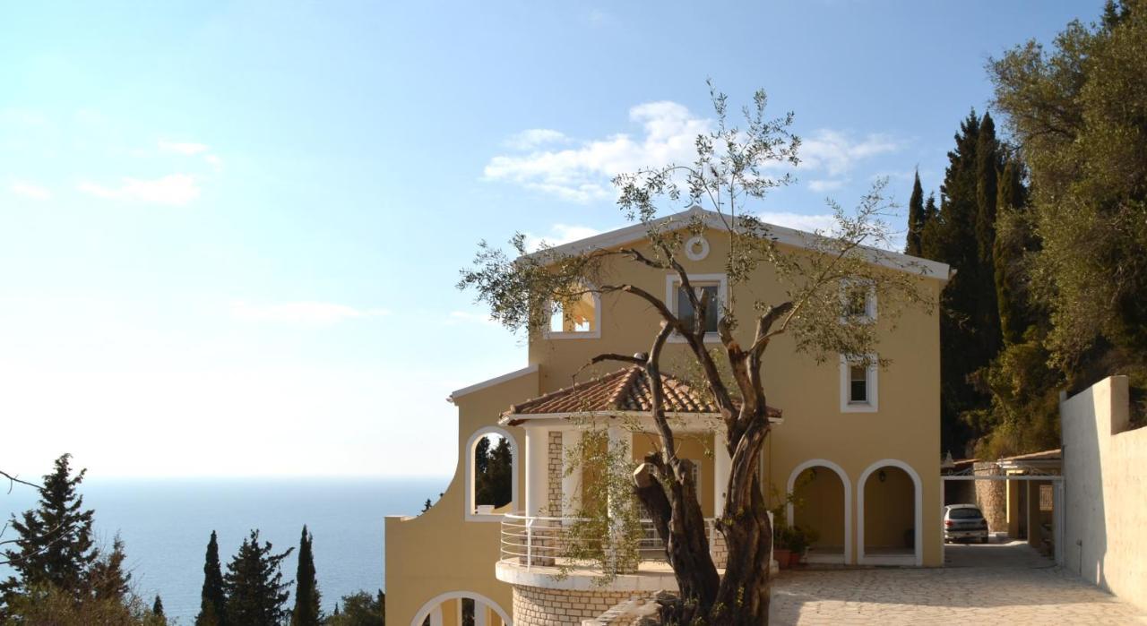 Villa Alibertini Agios Gordios  Extérieur photo